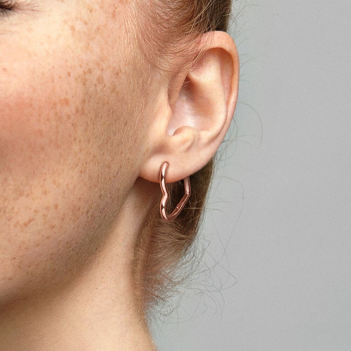 Hoop earrings Asymmetric hearts