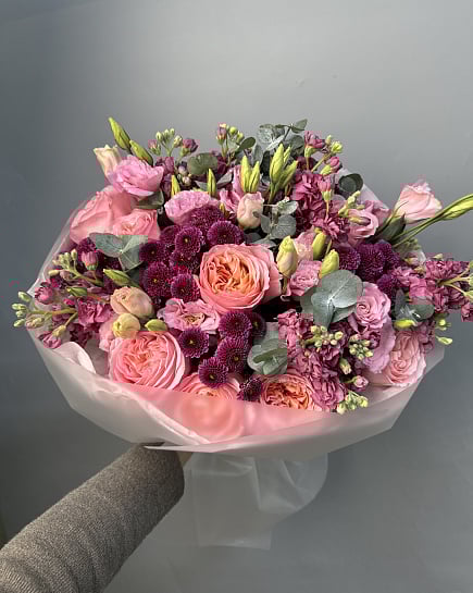 Розово-фиолетовый микс с пионовидными розами с доставкой по Астане