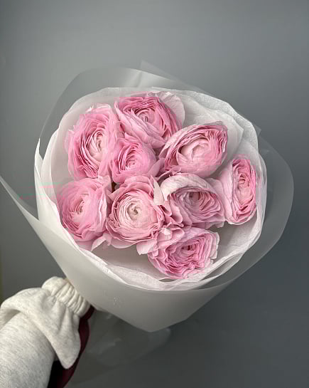 Ранунклюсы в букете 9 шт  с доставкой по Астане