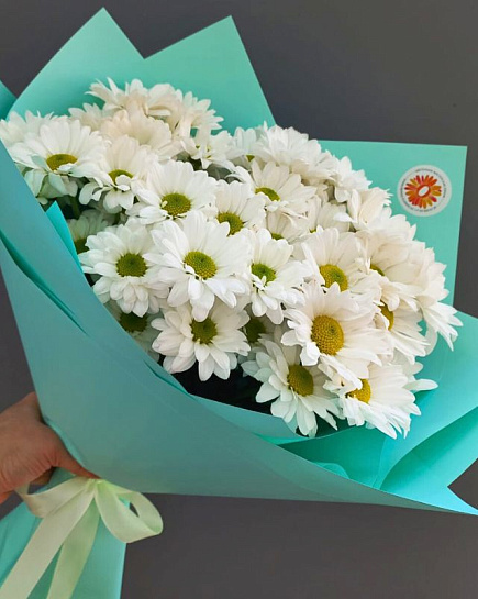 Букет белые хризантемы 7 шт с доставкой по Алматы
