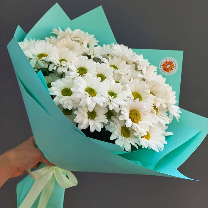 Bouquet of white chrysanthemums 7 pcs