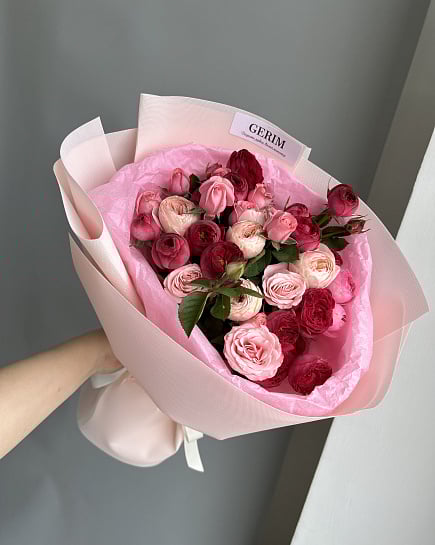 Кустовые розы 7 с доставкой по Астане