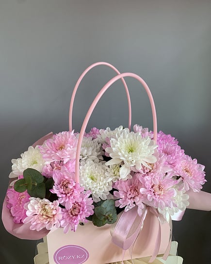 Зефирное облако из хризантем с доставкой по Астане