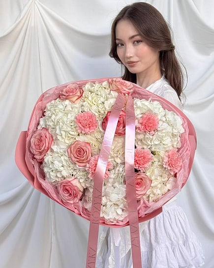 Цветы 39600 ₸ с доставкой по Астане