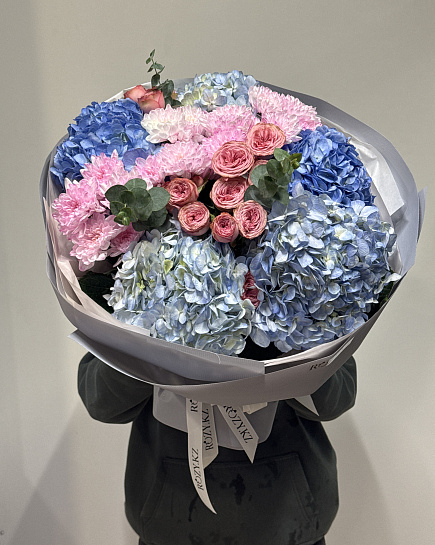 Assembled bouquet with delivery to Astana