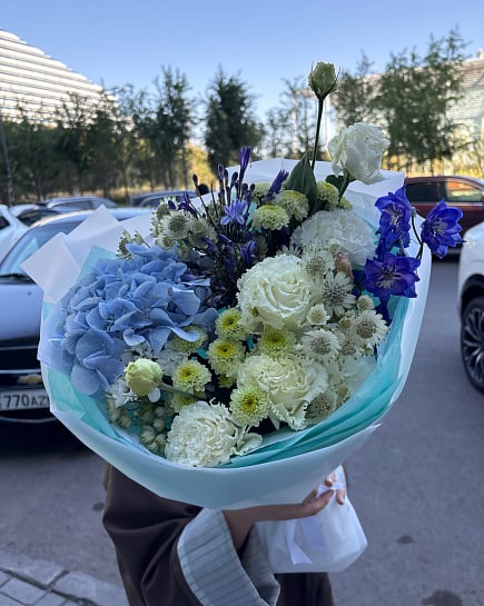 Букет: гортензия, эустома, гвоздика и ещё 4 вида с доставкой по Астане