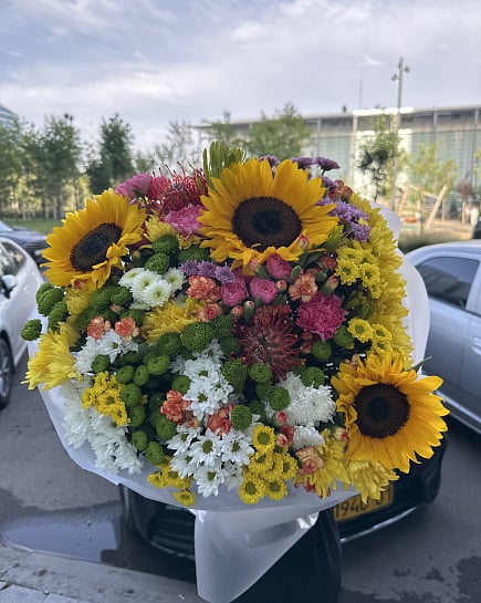Солнечный микс с подсолнухами с доставкой по Астане