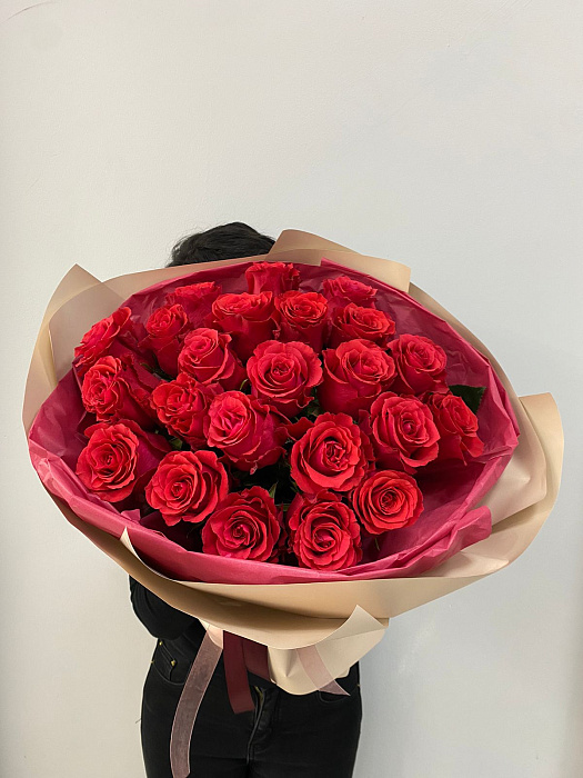 Bouquet of 25 roses