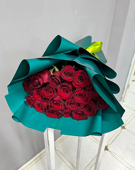 Bouquet of Bouquet of 21 red roses flowers delivered to Aktau