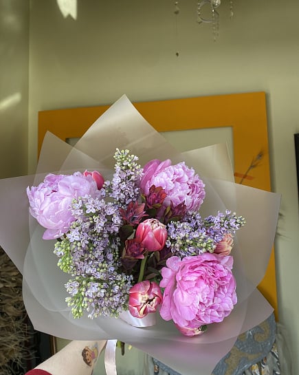 Весеннее очарование: пионы и сирень с доставкой по Астане