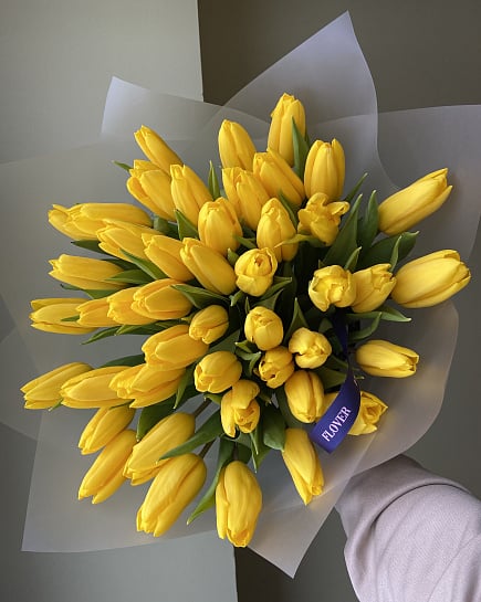 Солнечные тюльпаны с доставкой по Астане