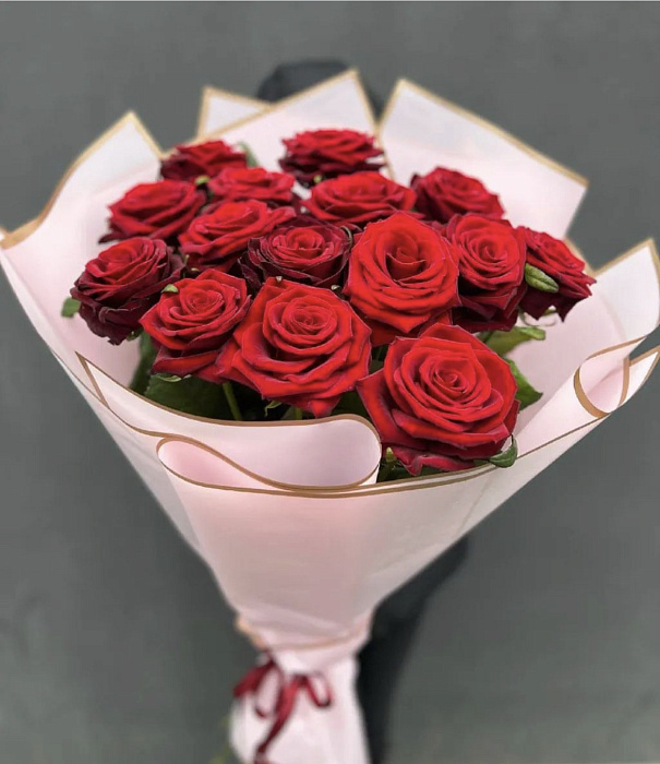 Red roses on sale