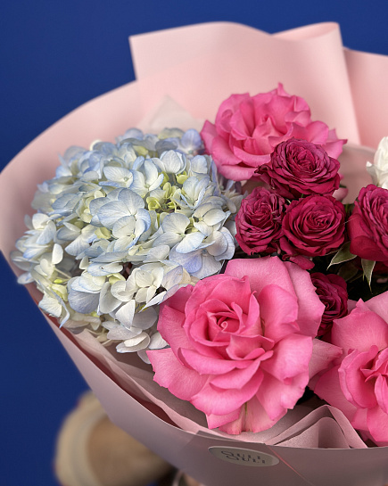 Bouquet “Wonderful” with delivery to Astana