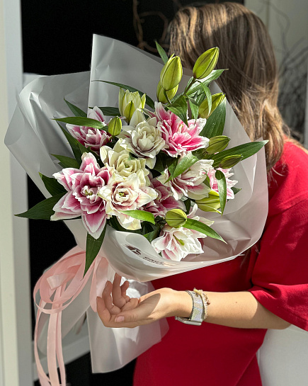 Bouquet of Mono bouquet of lilies flowers delivered to Astana