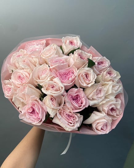 Романтичный букет из пионовидных роз Ohara с доставкой по Астане