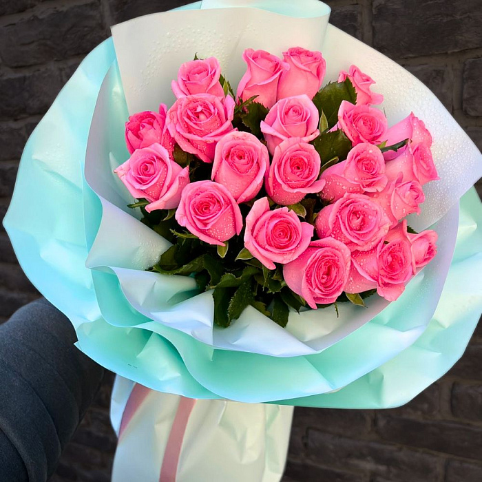 Bouquet of 21 Pink Roses with Delivery in Almaty