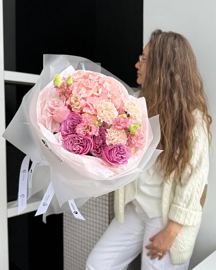 Author's bouquet Pink with delivery to Astana