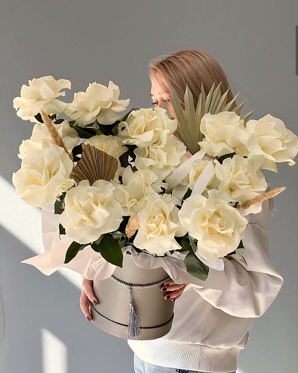 Bouquet of White French Roses❤️ flowers delivered to Almaty