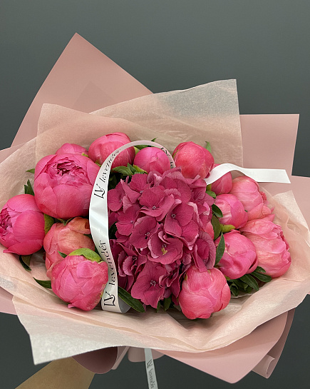 Bouquet of Bouquet Peonies L flowers delivered to Astana
