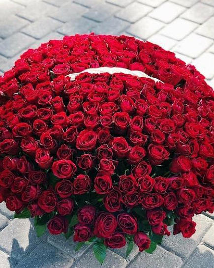 Bouquet of 301 Rose in Corozine flowers delivered to Almaty