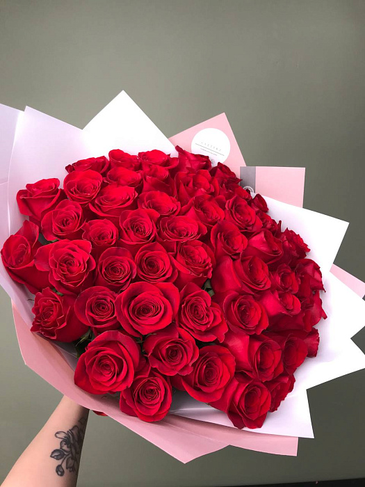 Bouquet RED ROSES ELEGANT