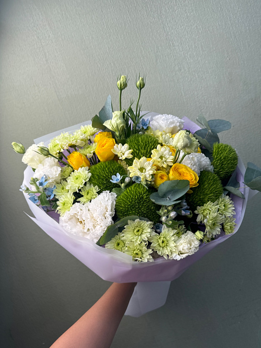 Солнечный микс с кустовыми розами