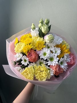 Солнечное настроение с пионовидными розами