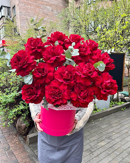 Bouquet of Scarlet Sails flowers delivered to Almaty