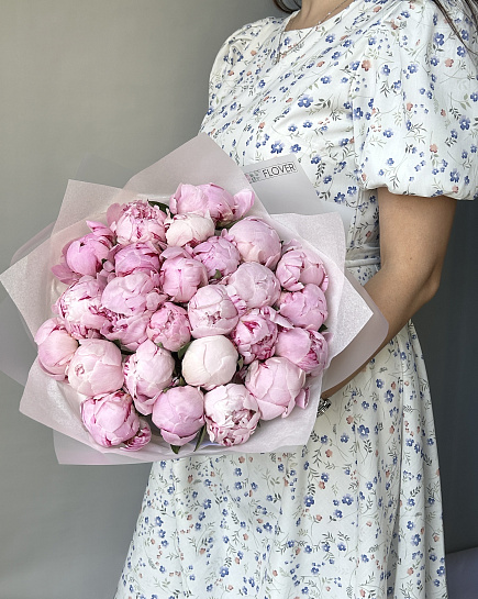 Bouquet of 25 Peonies Sarah Bernard flowers delivered to Astana
