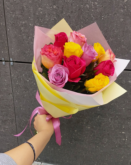 Bouquet of Mix Roses 11 flowers delivered to Pavlodar