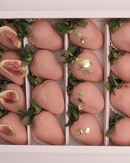 Bouquet of Set of 16 strawberries in pink Belgian chocolate flowers delivered to Almaty