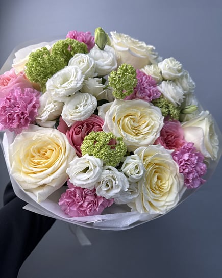 Пастельная палитра с розами и эустомой с доставкой по Астане