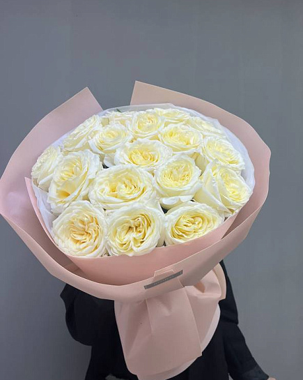 cute bouquet of 17 roses with delivery to Ust-Kamenogorsk