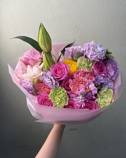 Весенний микс с ранункулюсами и эустомой with delivery to Astana
