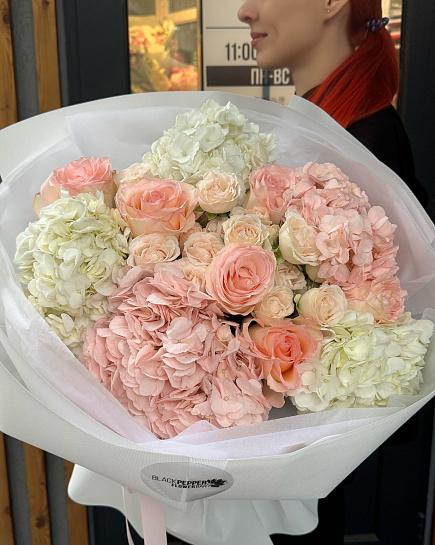 Bouquet of LUXURY SIGNATURE flowers delivered to Almaty