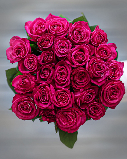 25 crimson roses with delivery to Almaty