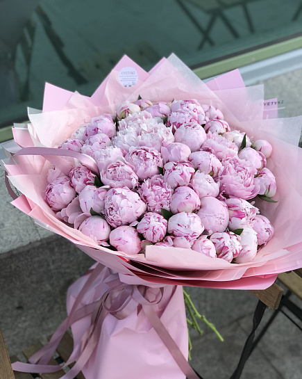 Bouquet of Luxury diva flowers delivered to Karaganda