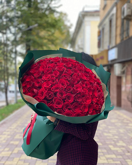 Red meter roses 101 pcs with delivery to Almaty