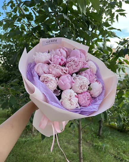 Пионы 15 шт с доставкой по Астане