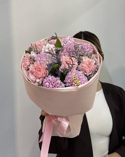 Розовое очарование с гиацинтами с доставкой по Астане