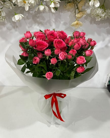 Розовый круглый букет кустовых роз with delivery to Almaty