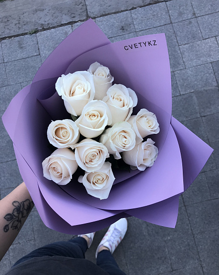 11 роз букетик с доставкой по Сатпаеве