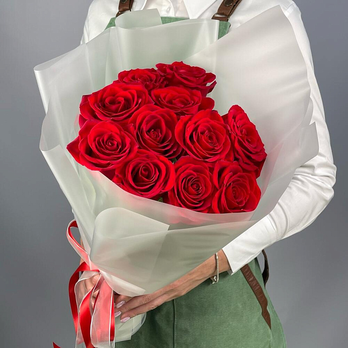 Bouquet of 11 red roses