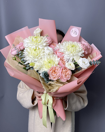 Bouquet of Beautiful illusion flowers delivered to Almaty