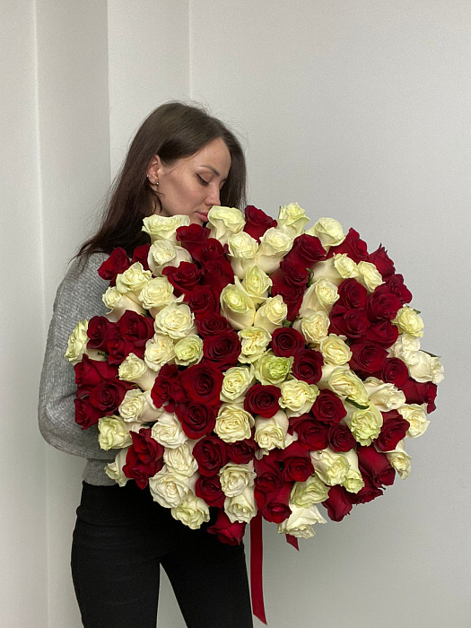 101 red and white roses