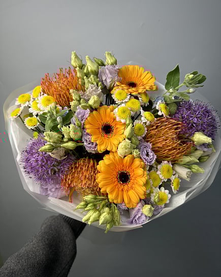 Солнечный микс с протеей и герберами с доставкой по Астане