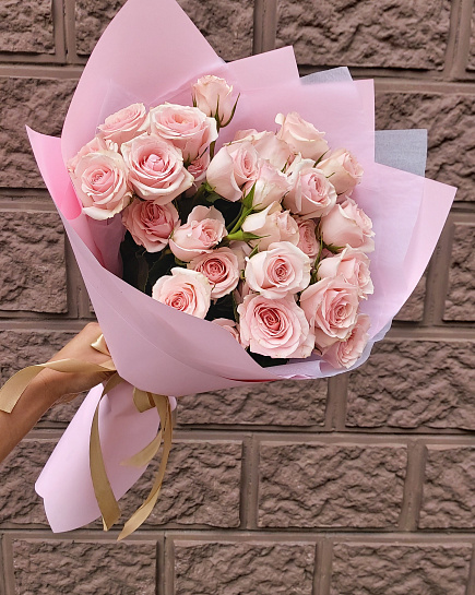 White roses with delivery to Pavlodar