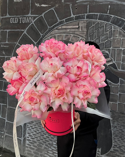 French roses with delivery to Taraz