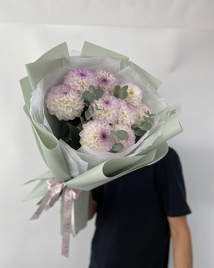 Bouquet of dahlias flowers delivered to Almaty