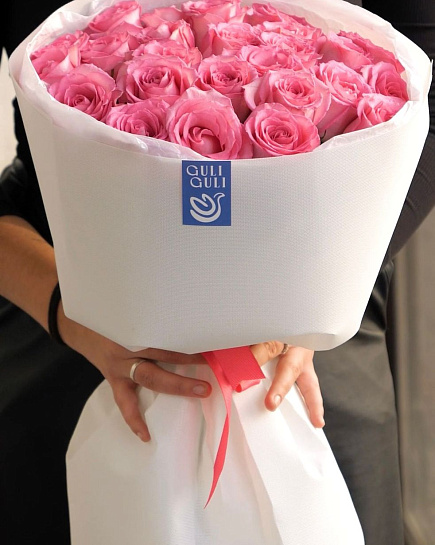 delicate mono bouquet of roses with delivery to Astana